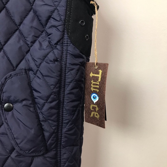 NWT Quilted Vest w/ Hood - Picture 3 of 5